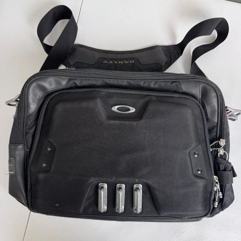 Oakley Tactical Field Gear Laptop Bag Briefcase Messenger Day Travel Work Pack
